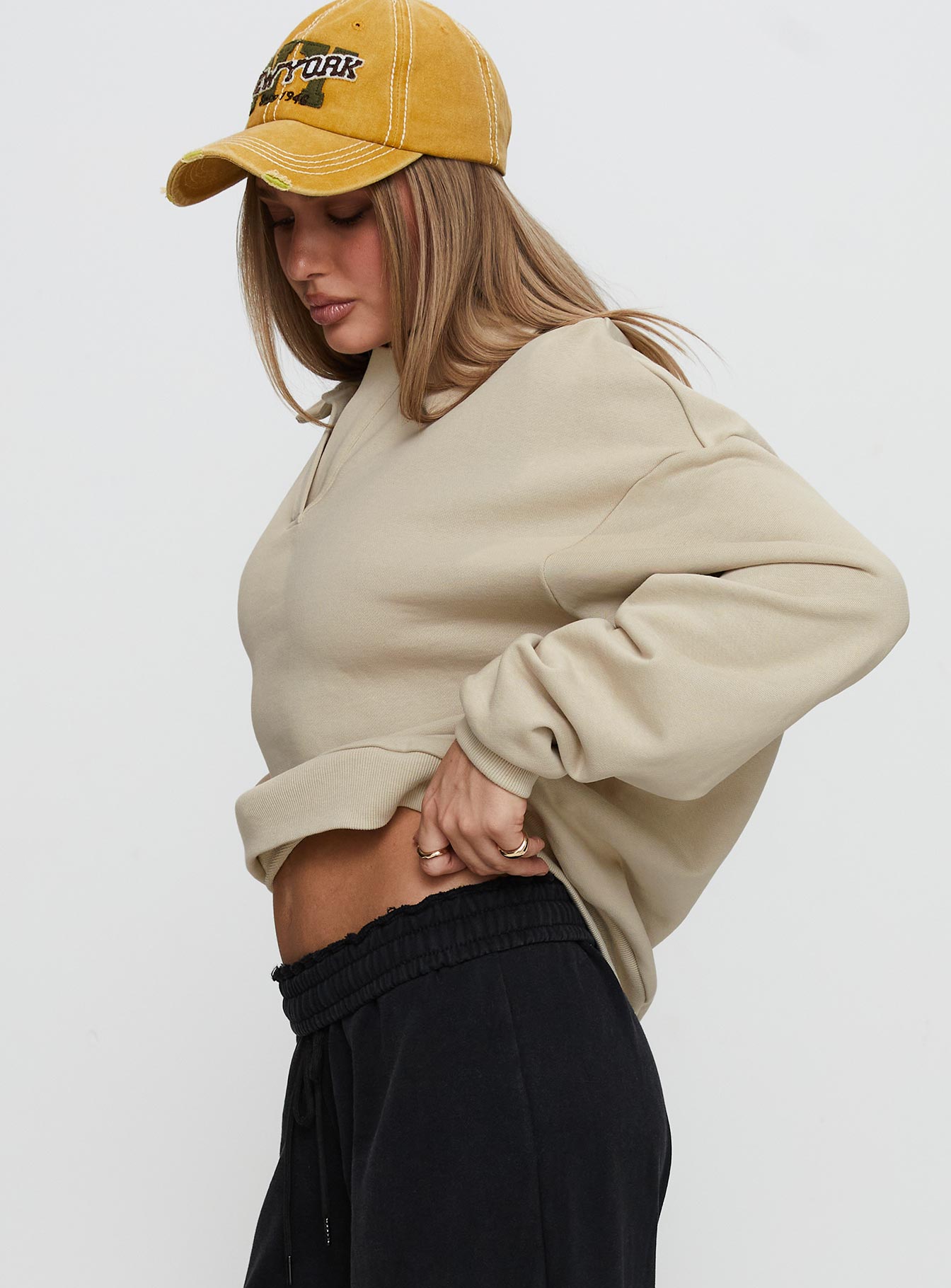 Back Around Collared Fleece Jumper Oat - Image 3