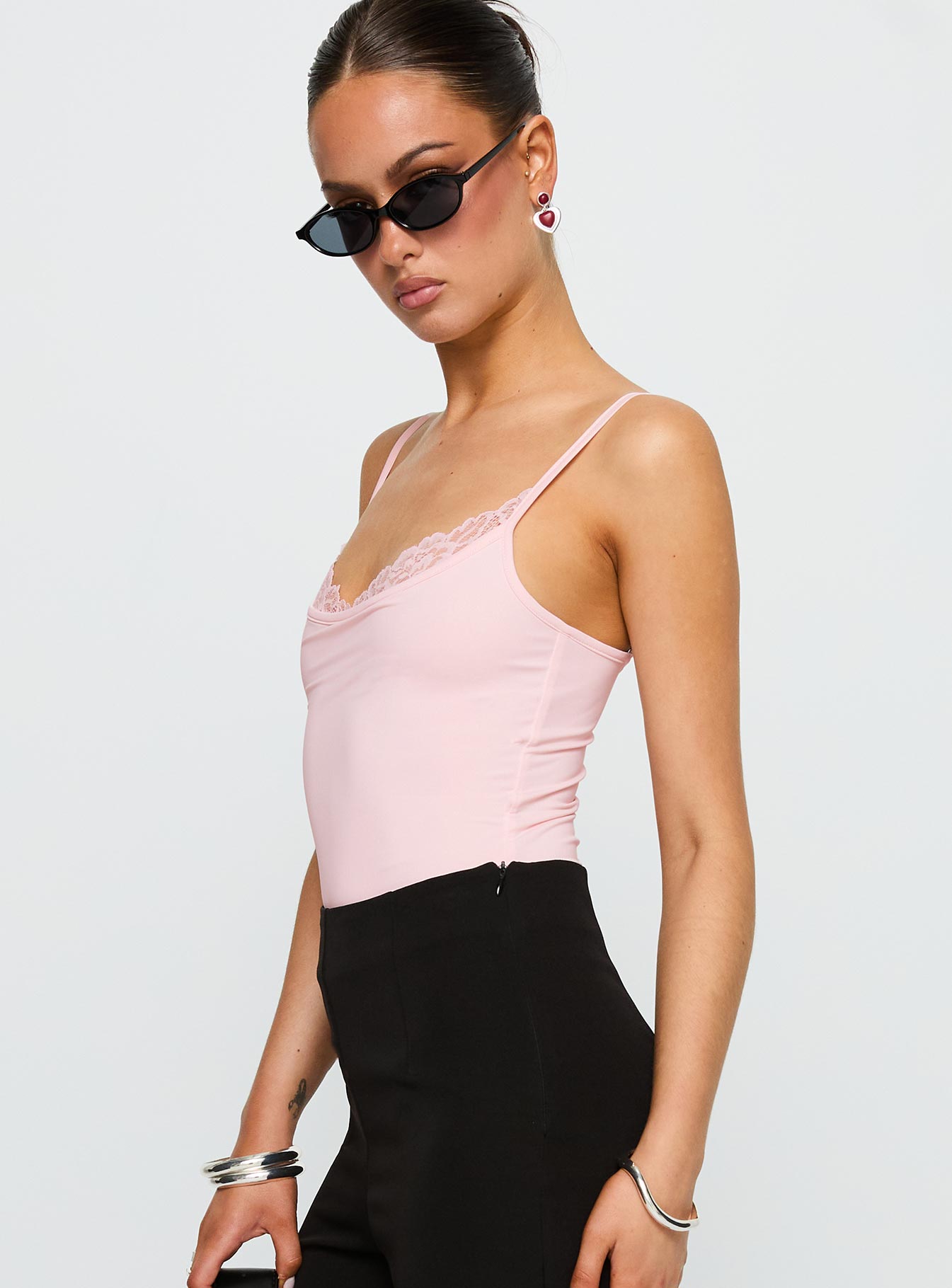 Aetherial Lace Detail Bodysuit Pink - Image 3