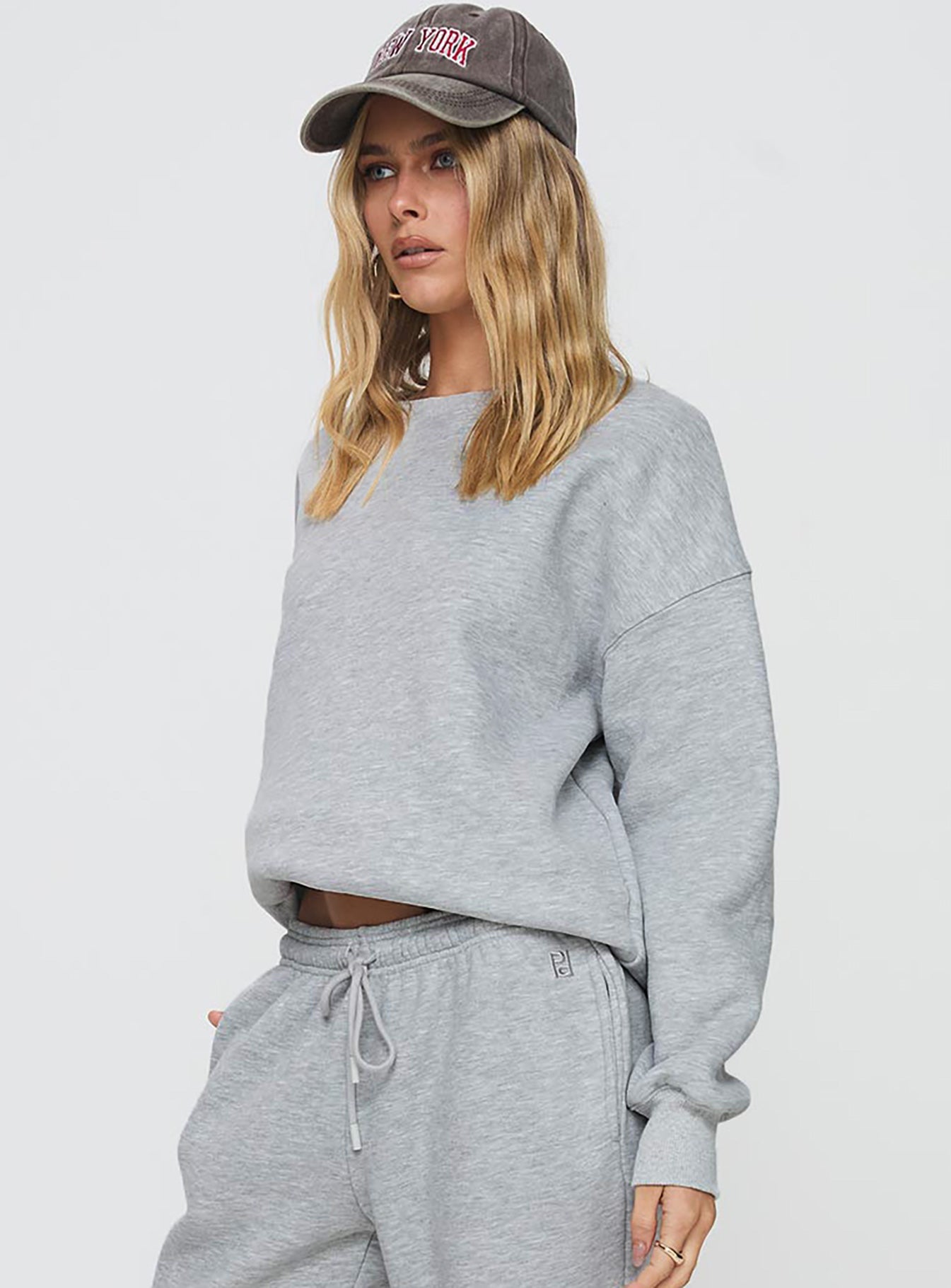 Dream Fleece Classic Crewneck Sweatshirt Grey Marle - Image 4
