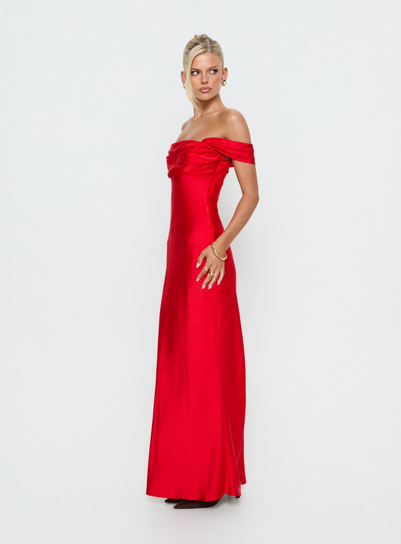 Azura Off The Shoulder Maxi Dress Red - Image 4