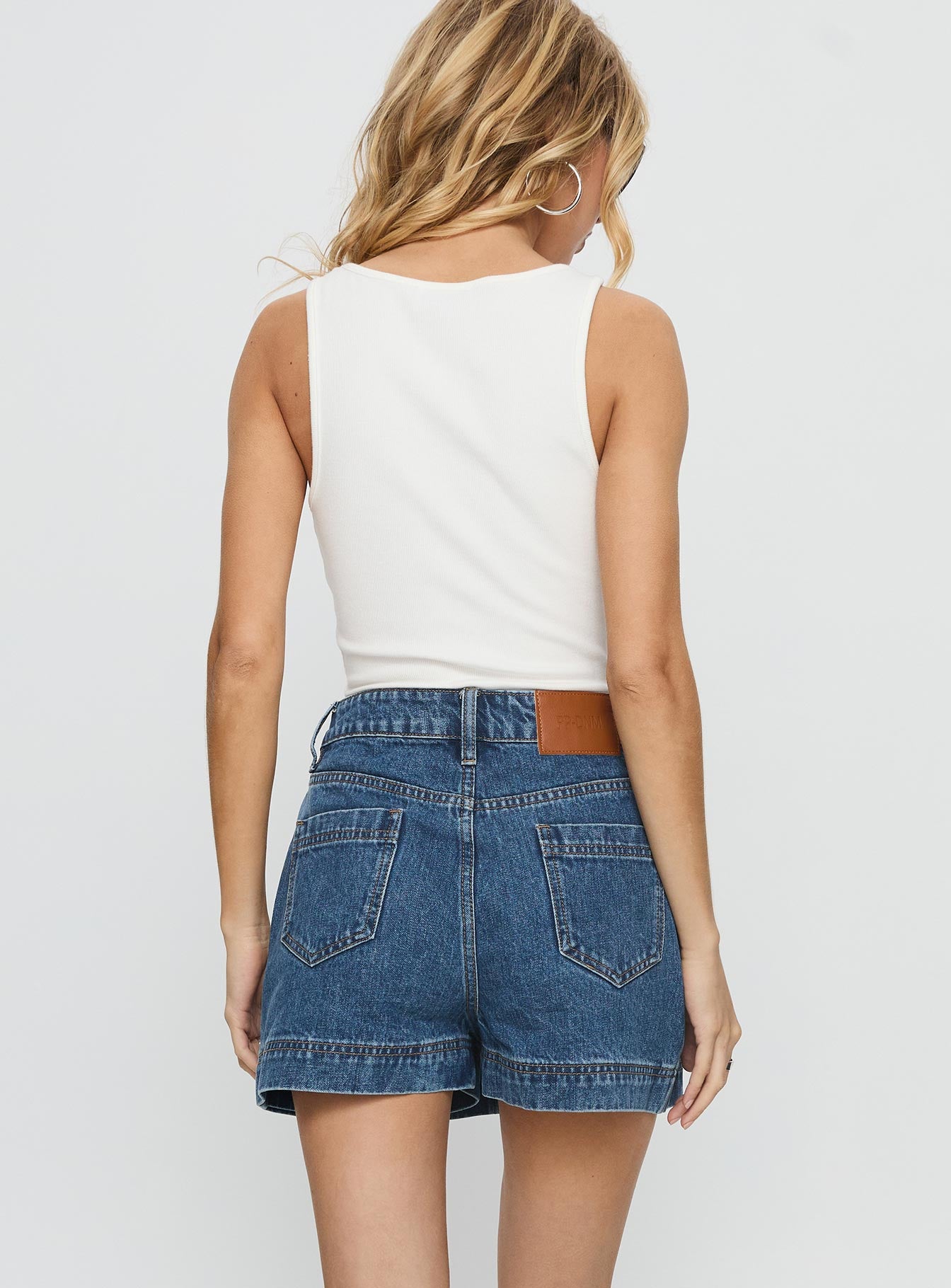 Gazelle Denim Skort Mid Wash Petite - Image 4