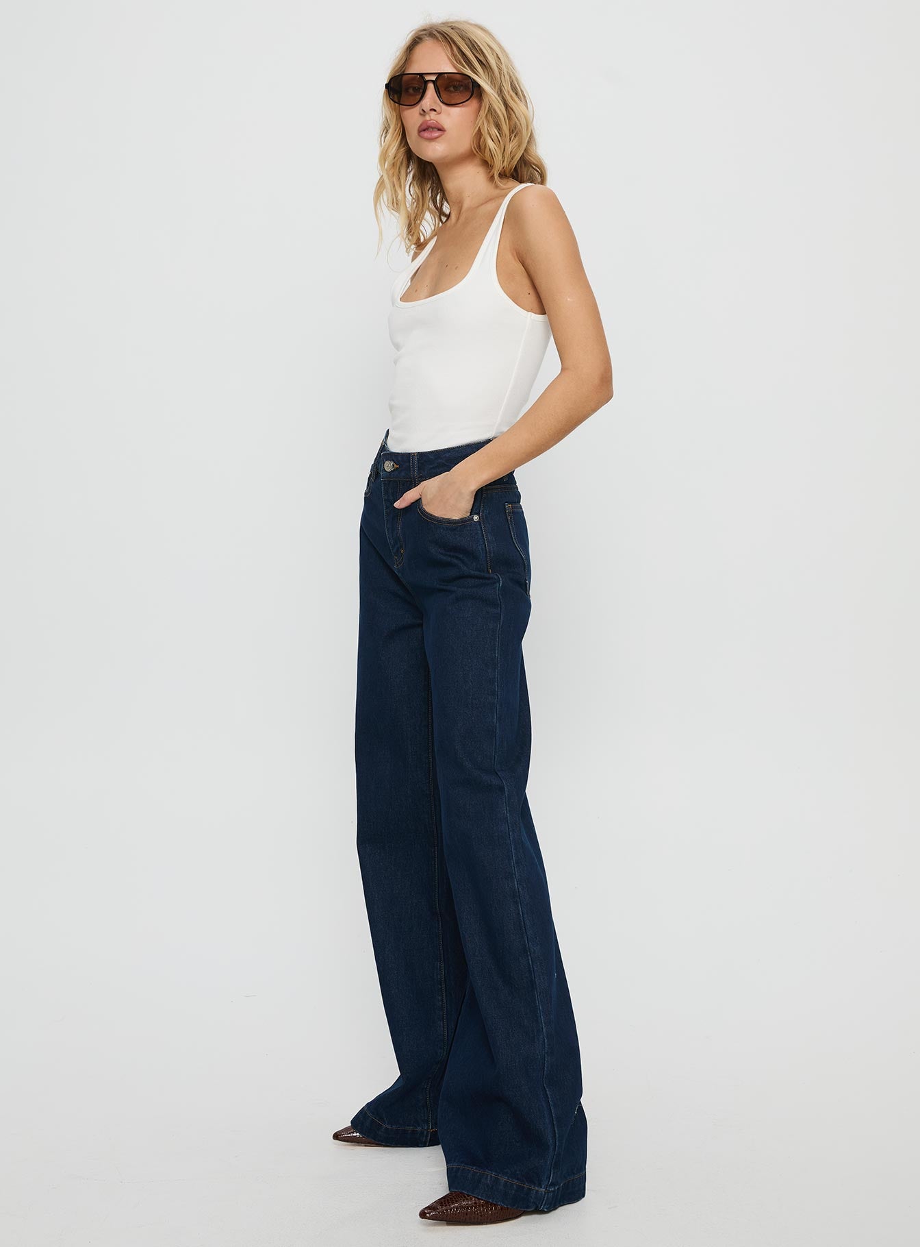 Goldie High Rise Wide Leg Jeans Indigo - Image 4