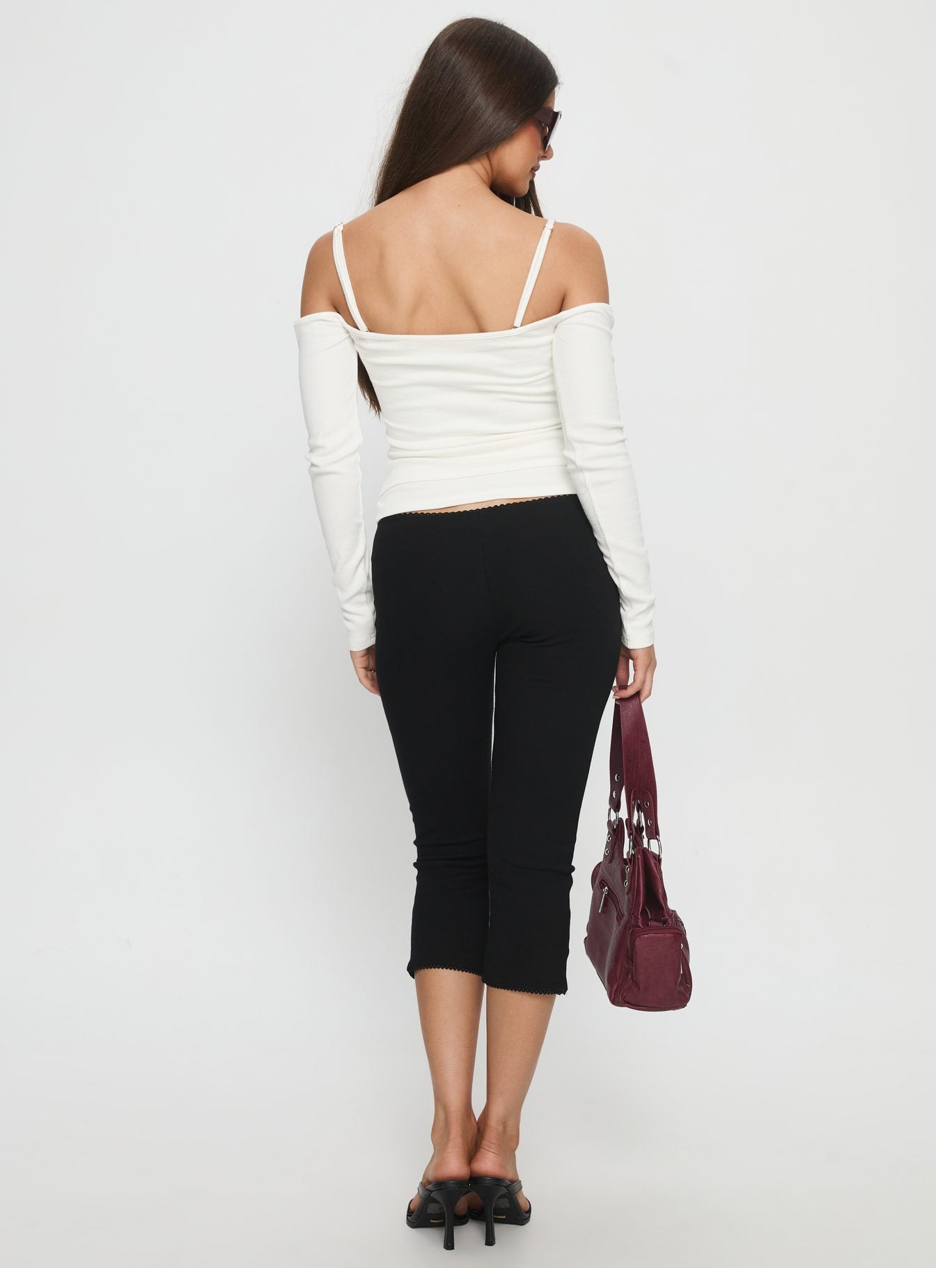 Baseline Rib Capri Pants Black Petite - Image 5
