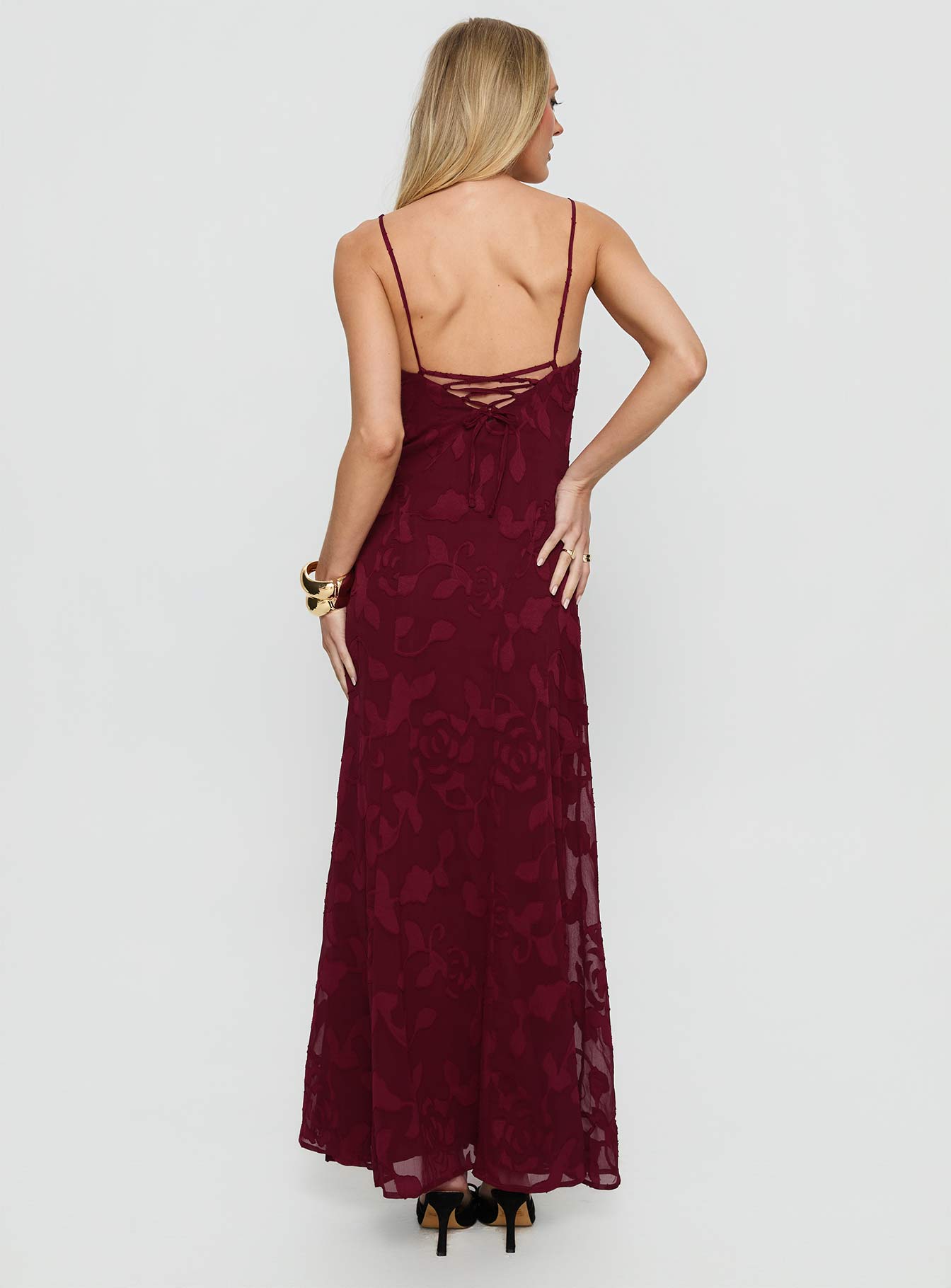 Leading Lady Sweetheart Maxi Dress Red Floral Burnout - Image 5