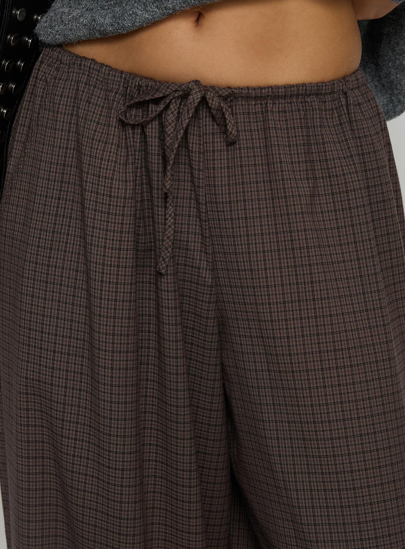 Bungala Oversized Relaxed Pants Brown Check - Image 5