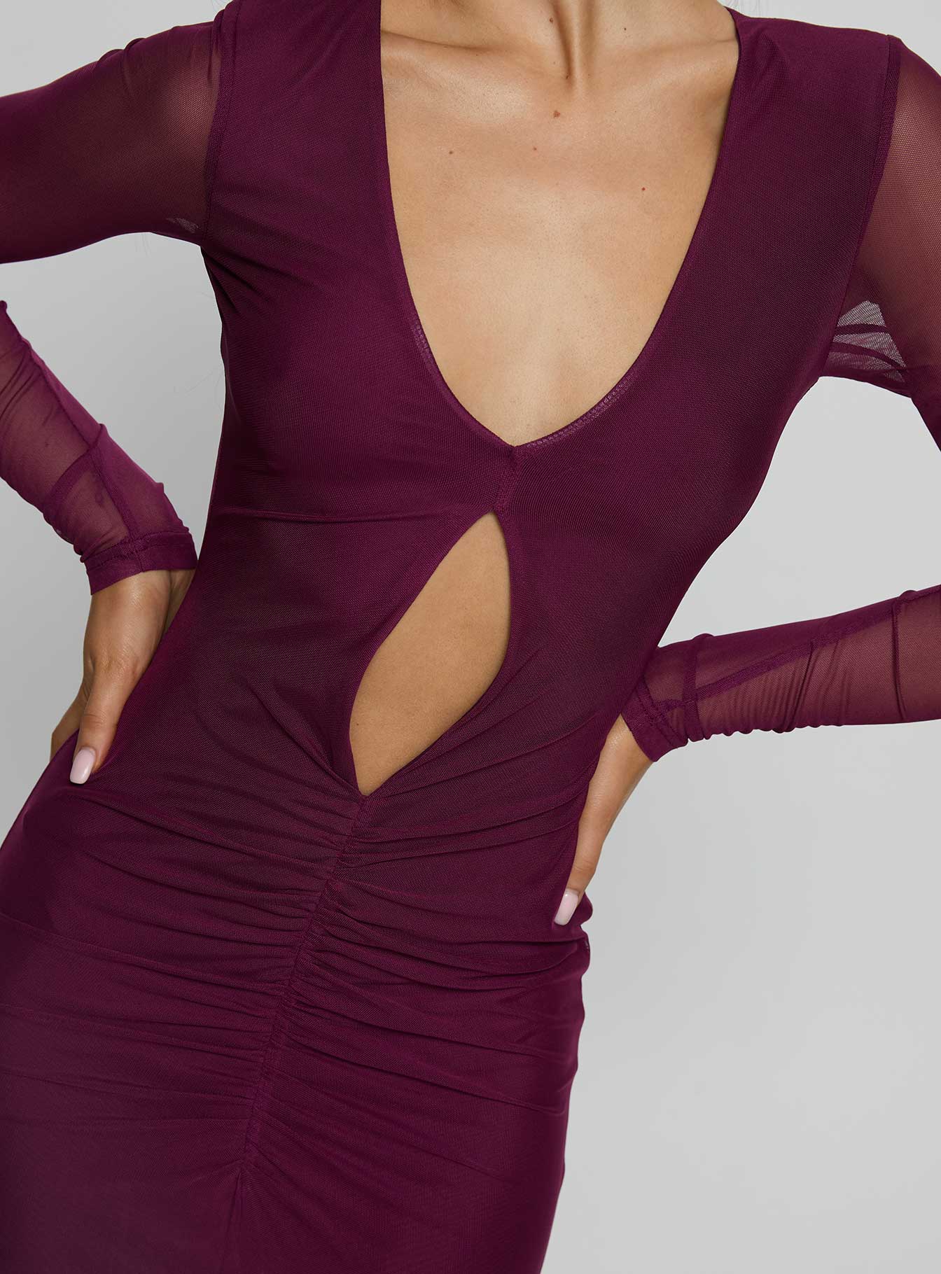 Darkside Long Sleeve Cut Out Plunge Maxi Dress Plum - Image 5