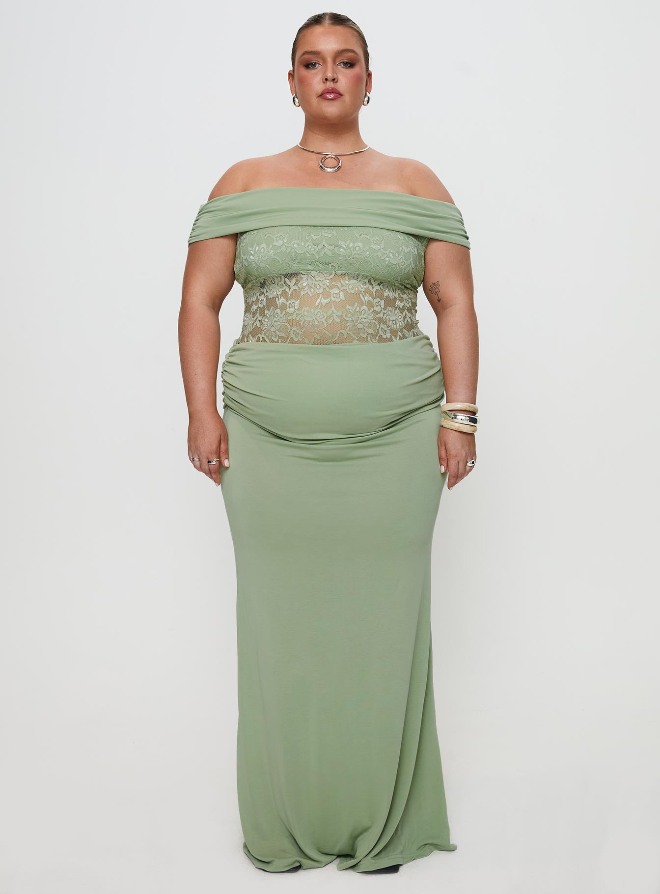 Gwendolen Off The Shoulder Maxi Dress Green Curve - Image 7
