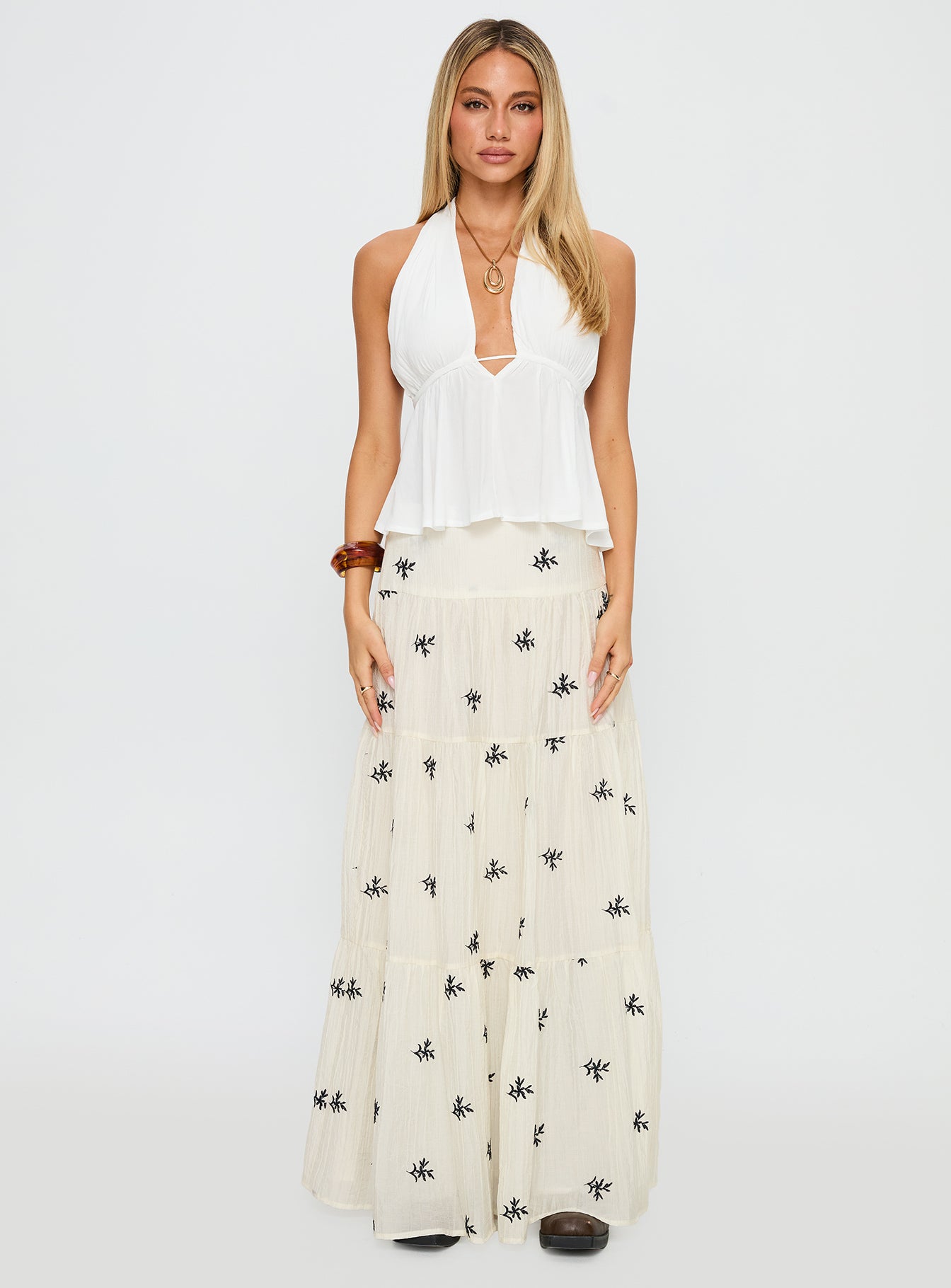 Cinnamon Embroidered Maxi Skirt Cream / Navy - Image 7