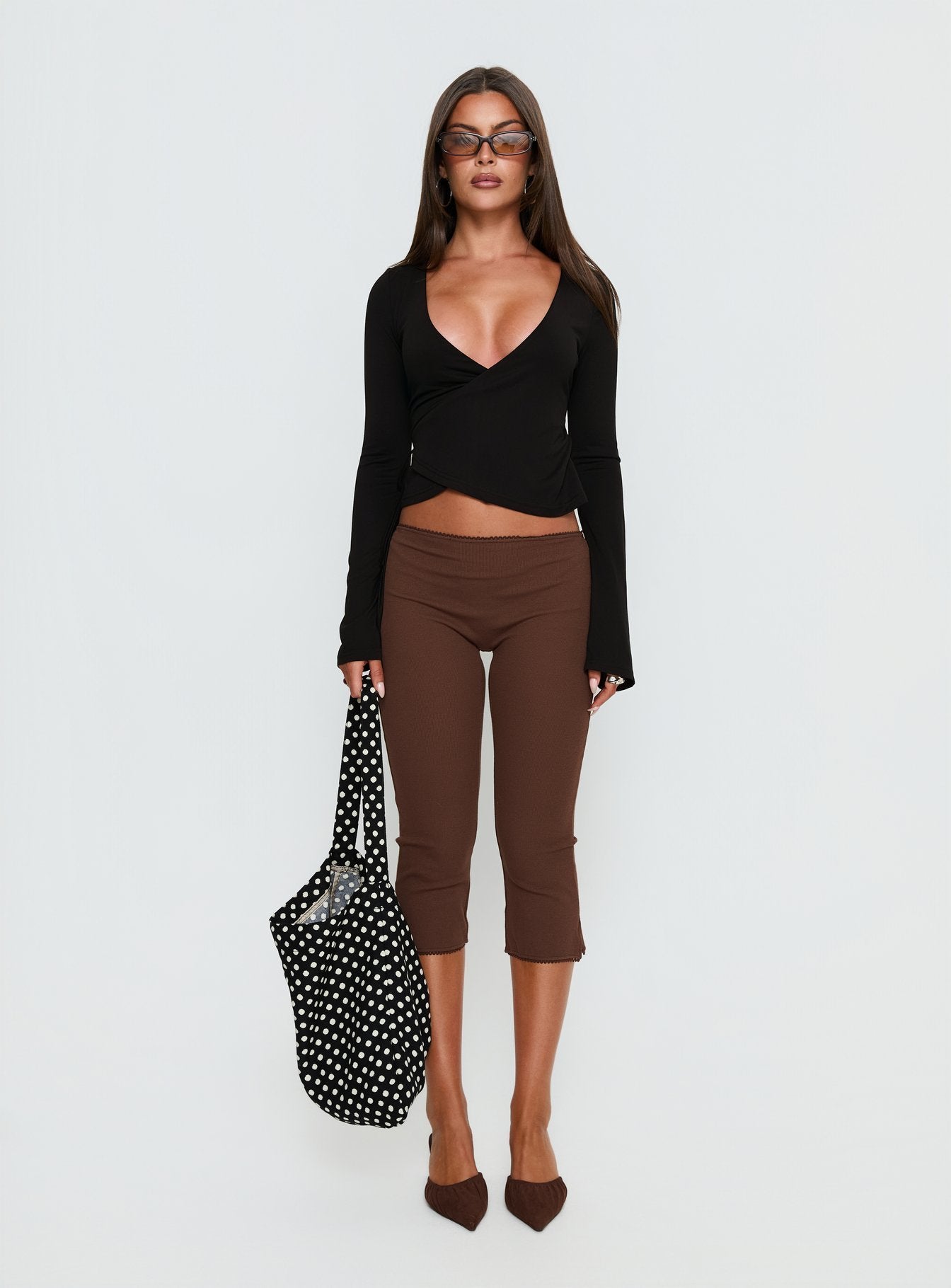 Baseline Rib Capri Pants Chocolate - Image 8